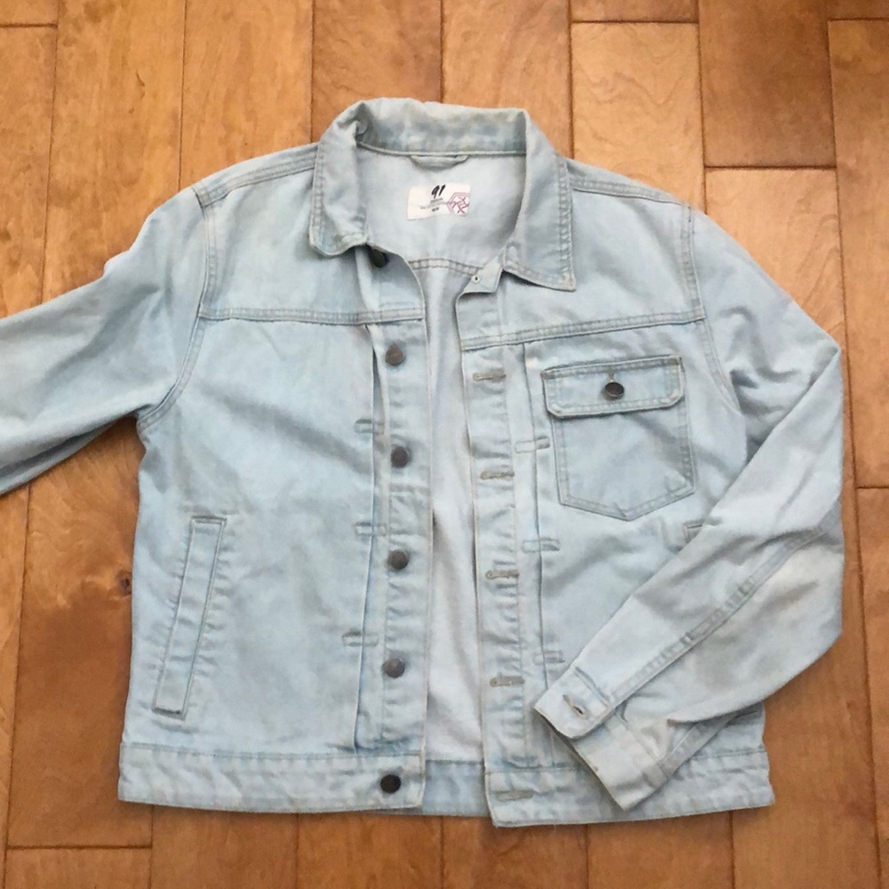 Lightwash Jean Jacket